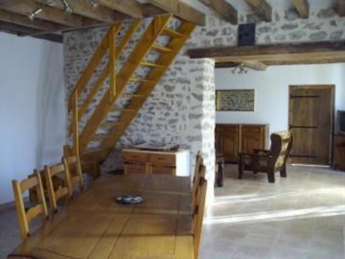 Gite De Charme Renove Avec Cheminee, Terrasse Et Proche Randonnees - Capacite 13 Pers. - Fr-1-410-179 Saint-Leonard-des-Bois Luaran gambar