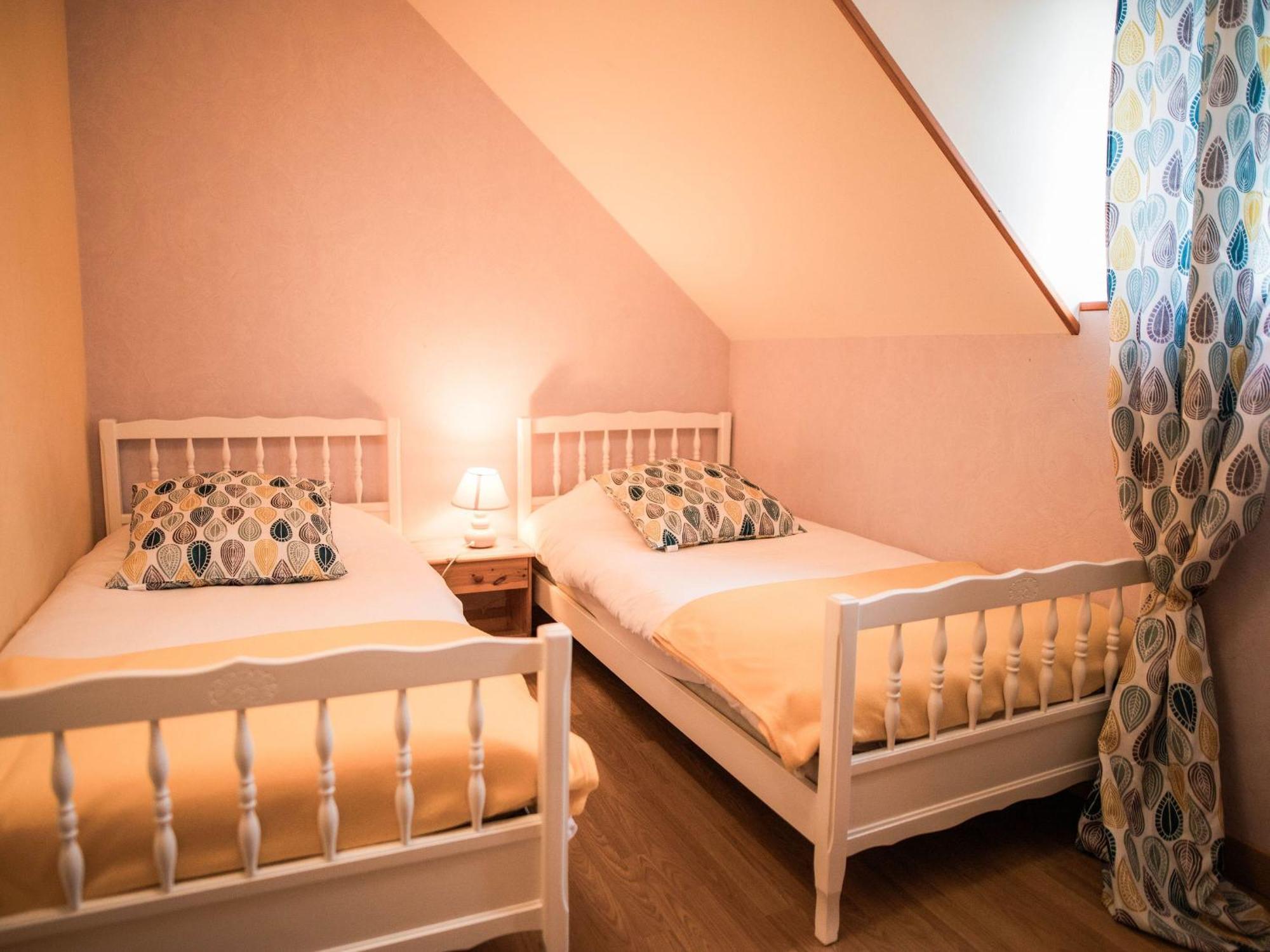 Gite De Charme Renove Avec Cheminee, Terrasse Et Proche Randonnees - Capacite 13 Pers. - Fr-1-410-179 Saint-Leonard-des-Bois Luaran gambar